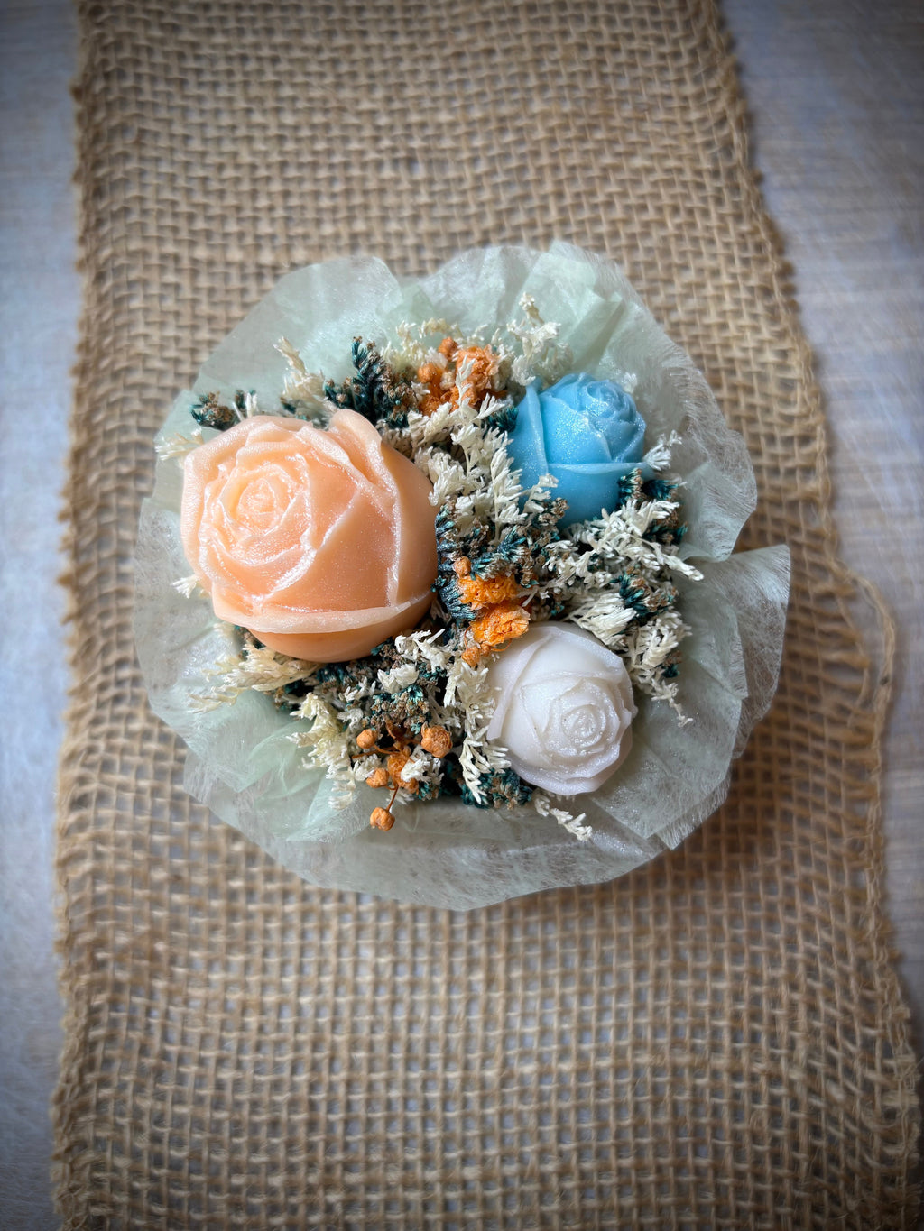 Bouquet de fondants Fleur de coton turquoise – vue de face – Flamme & parfums