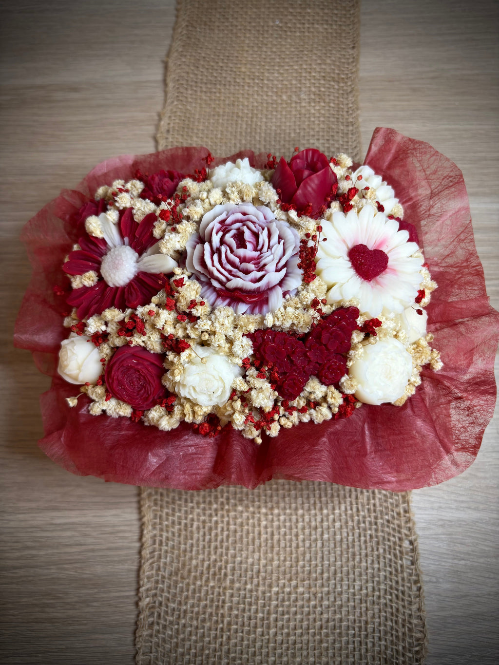 Bouquet de fondants Cœur de Vanille rouge et blanc – vue de face – Flamme & parfums
